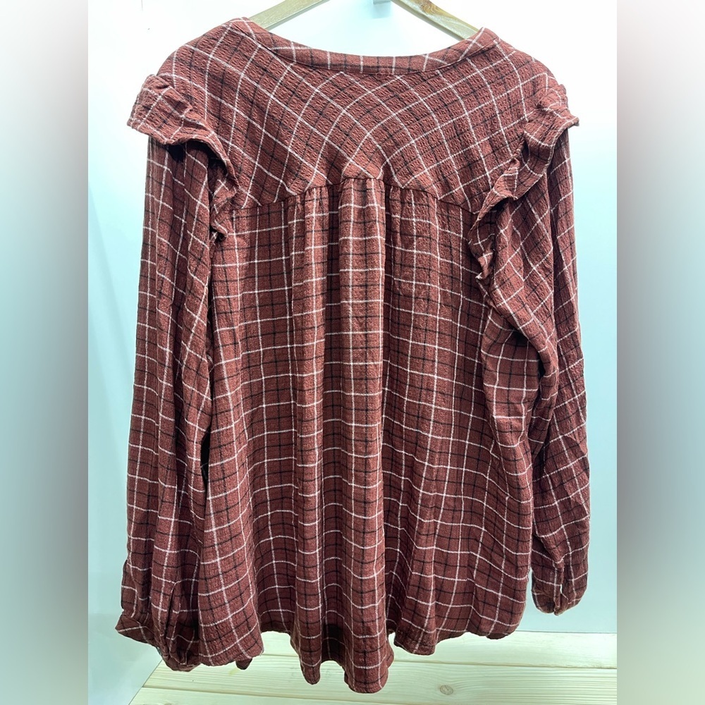 Torrid Red Plaid V-Neck Blouse - Picture 2 of 4